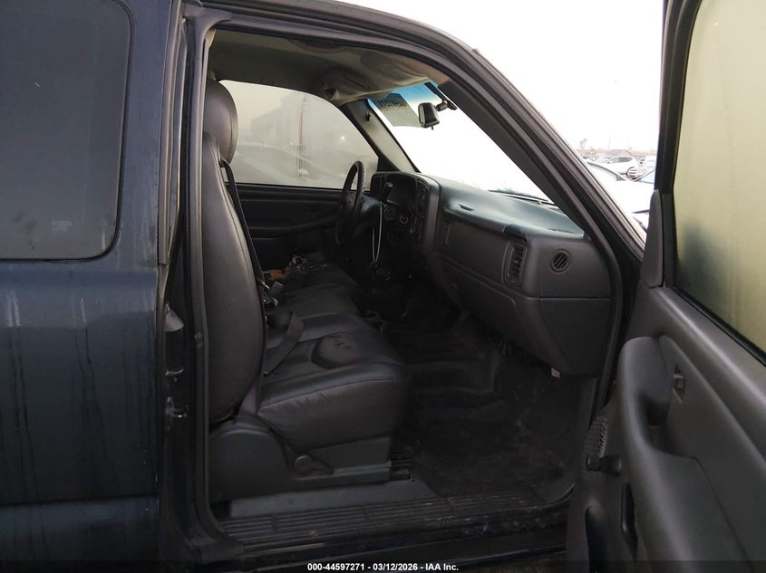 2003 GMC Sierra 1500 Work Truck