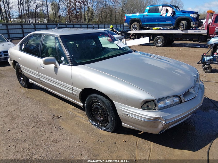 1997 Pontiac Bonneville Se