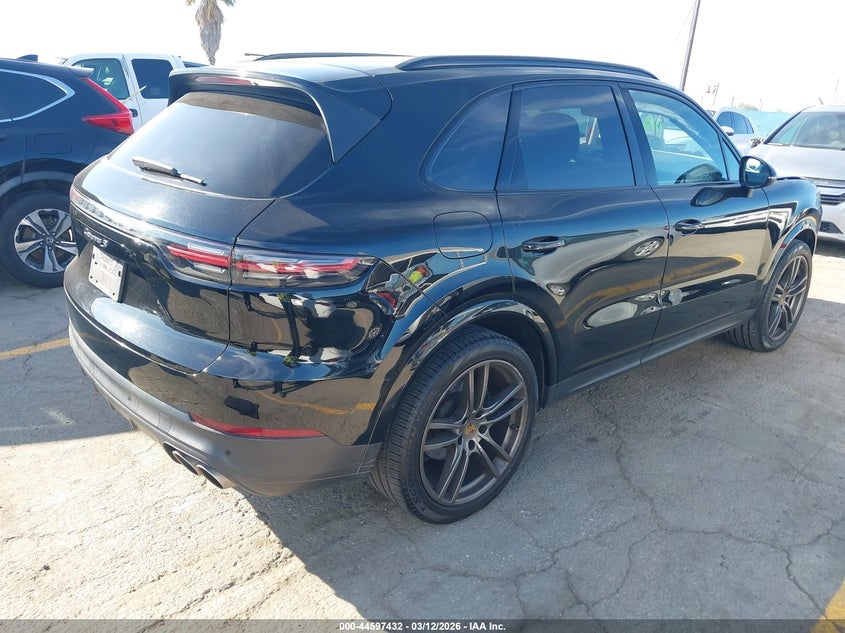 2019 Porsche Cayenne S