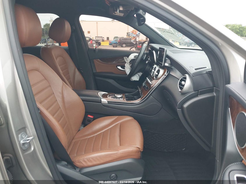 2019 Mercedes-Benz Glc 300