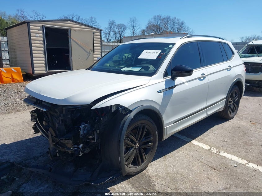 2022 Volkswagen Tiguan 2.0T Se R-Line Black