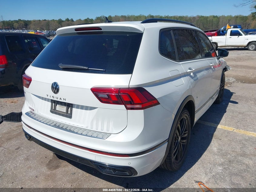 2022 Volkswagen Tiguan 2.0T Se R-Line Black