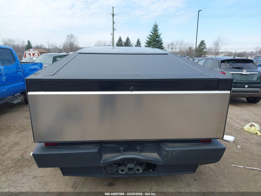2024 Tesla Cybertruck All-Wheel Drive VIN: 7G2CEHED9RA053653 Lot: 44597560