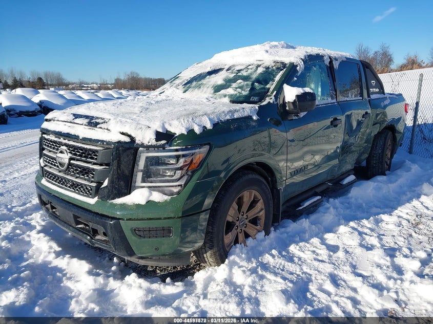 2024 Nissan Titan Sv 4X2
