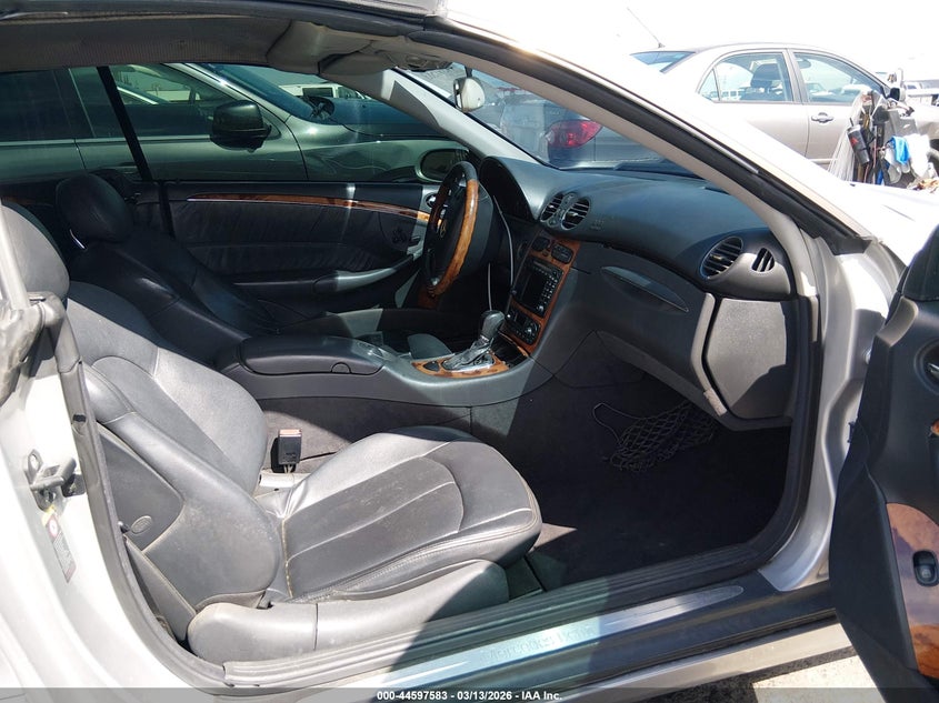 2004 MERCEDES-BENZ CLK 320 auction photo 5