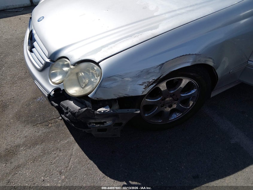 2004 MERCEDES-BENZ CLK 320 auction photo 6