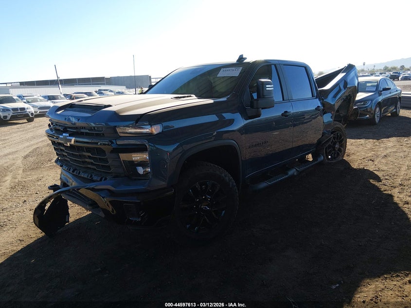 2026 CHEVROLET SILVERADO 2500HD auction photo 2