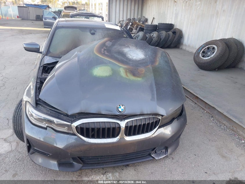 2019 BMW 330I auction photo 6