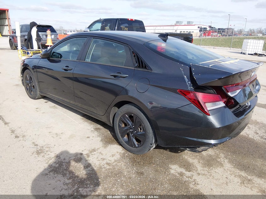 2022 Hyundai Elantra Sel