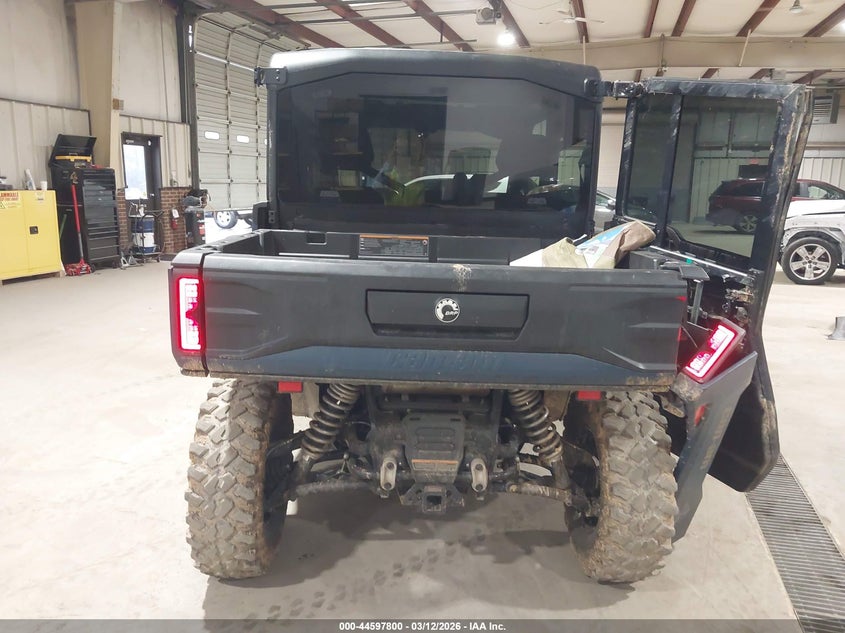 2026 CAN-AM/ BRP TRAXTER CAN-AM DEFENDER MAX 3
