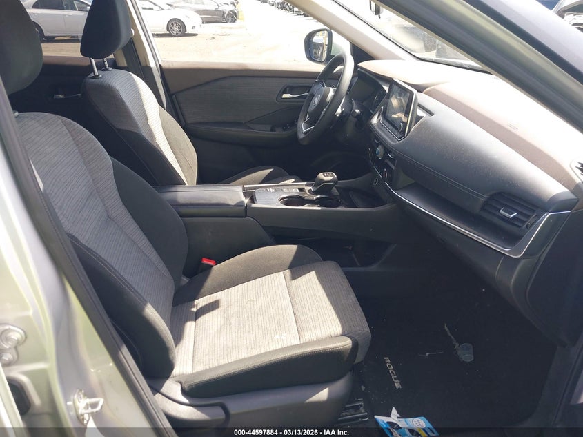 2023 Nissan Rogue Sv Fwd