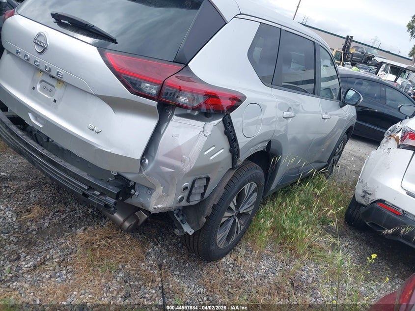 2023 Nissan Rogue Sv Fwd