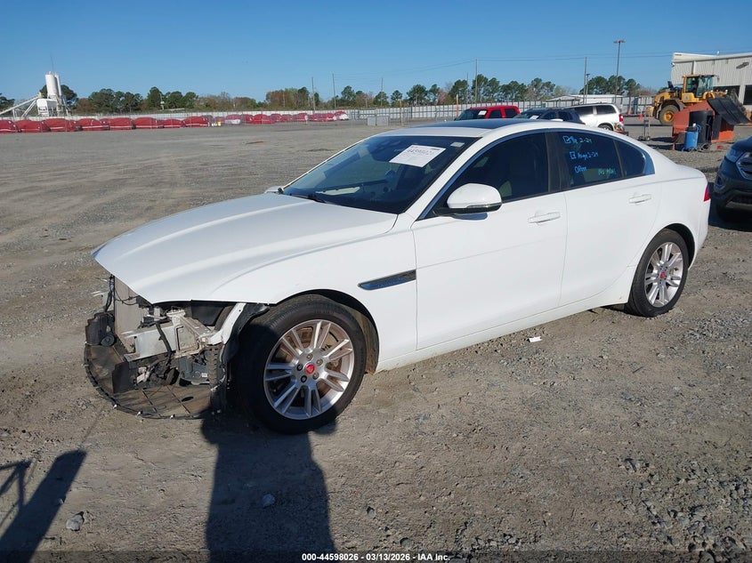 2018 Jaguar Xe 25T Premium