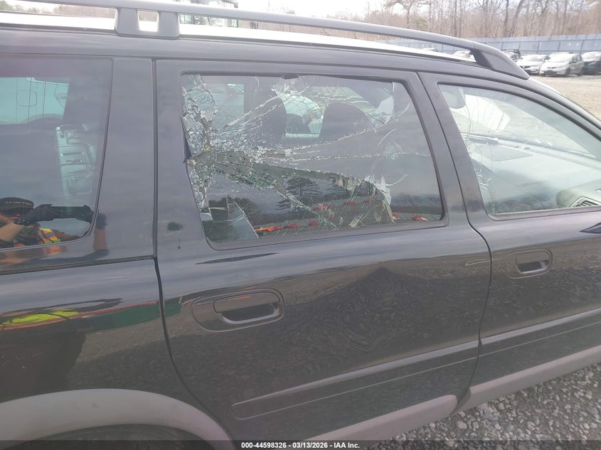 2004 Volvo Xc70 2.5T VIN: YV1SZ59H541123940 Lot: 44598326