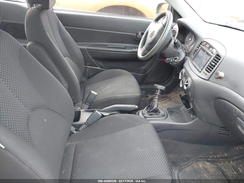 2010 Hyundai Accent Gs