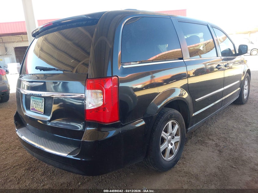 2013 Chrysler Town & Country Touring