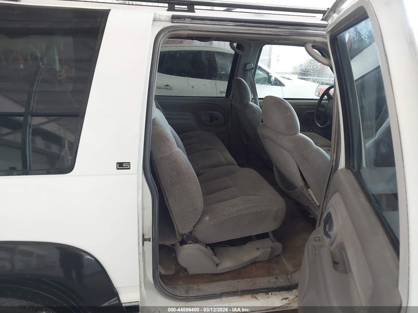 1995 Chevrolet Suburban K1500 VIN: 1GNFK16K7SJ451725 Lot: 44598400