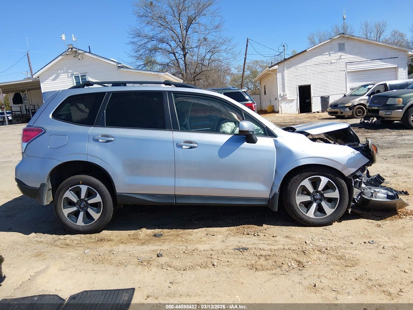 SUBARU FORESTER 2017 VIN JF2SJAGC2HH548155