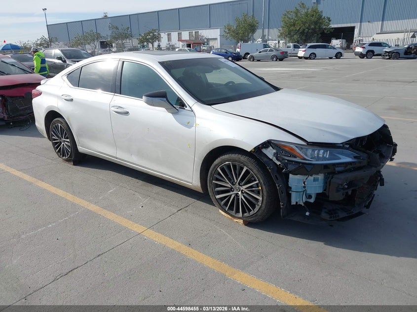 LEXUS ES 300H 2024. Lot# 44598455. VIN 58ADA1C19RU039429. Photo 1