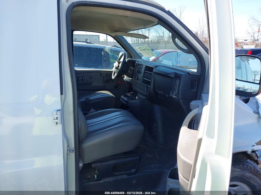 2009 Chevrolet Express 2500 Work Van
