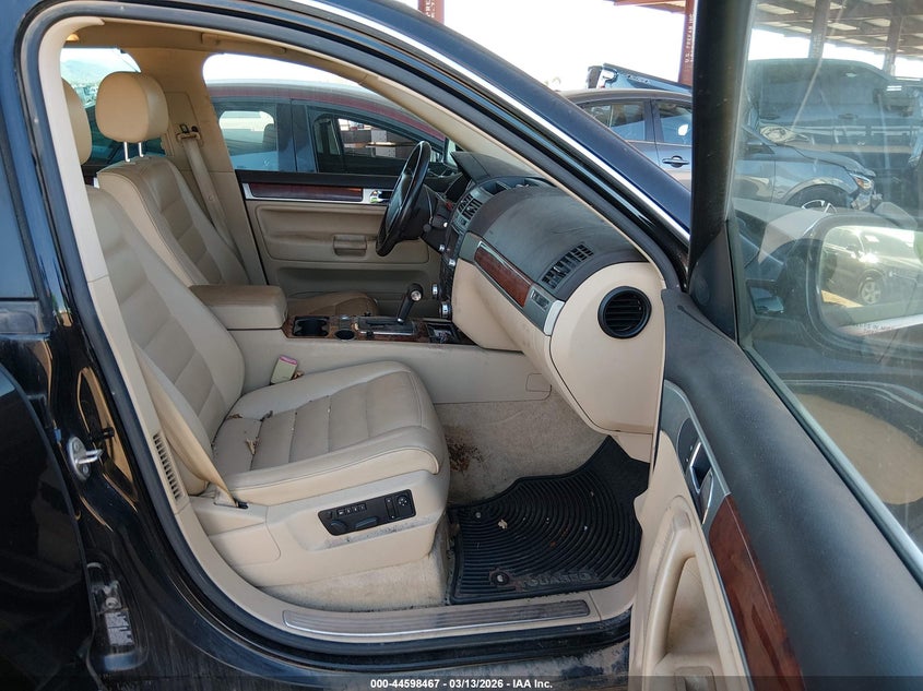 2005 Volkswagen Touareg V8