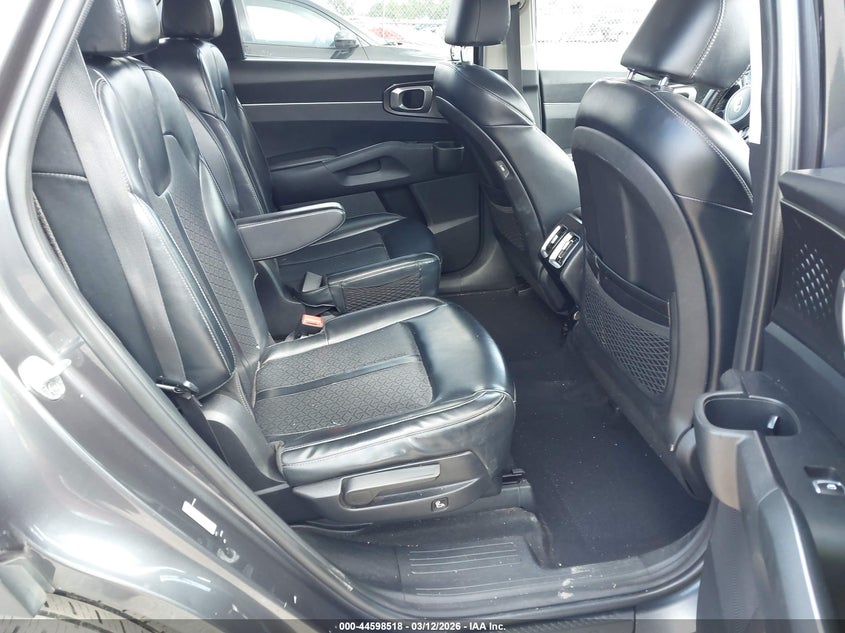 VIN KNDRH4LG8M5019226 2021 KIA SORENTO HYBRID EX