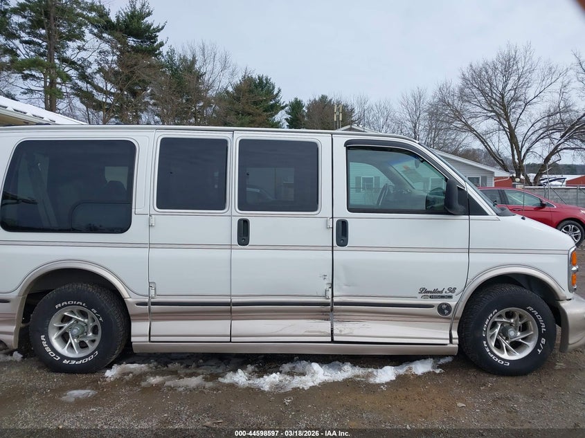 2000 Chevrolet Express Upfitter Pkg. VIN: 1GBFG15R9Y1113023 Lot: 44598597