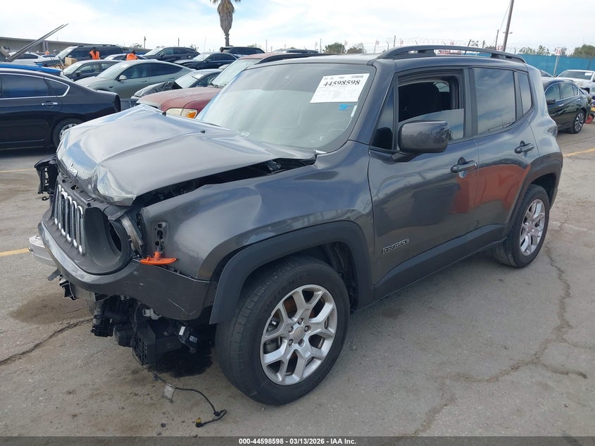 2017 Jeep Renegade Latitude Fwd