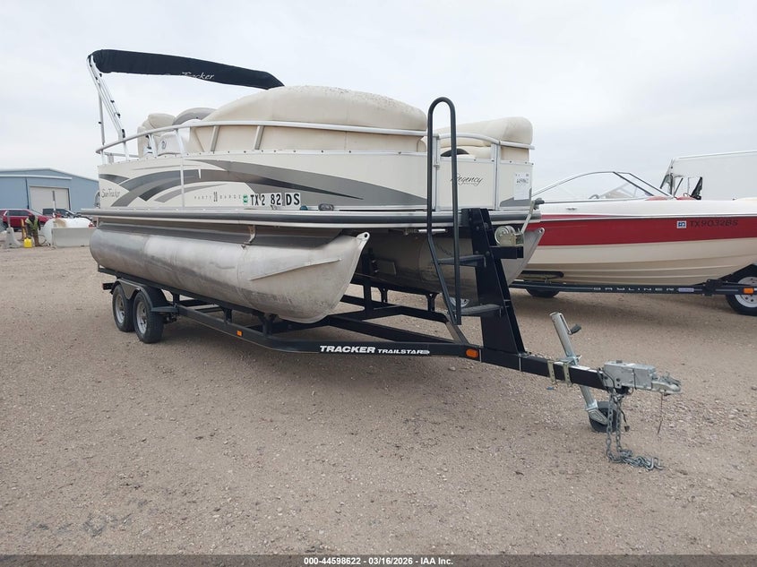 2008 SUNTRACKER PONTOON auction photo 1