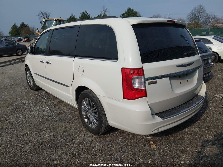 Vin: 2c4rc1cgxdr563954, lot: 45095580, chrysler town & country touring-l 20133
