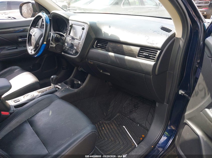 2016 Mitsubishi Outlander Gt