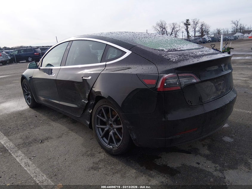 2018 Tesla Model 3 Long Range/Mid Range