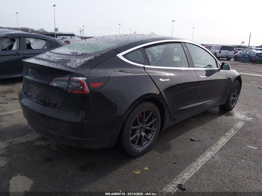 2018 Tesla Model 3 Long Range/Mid Range