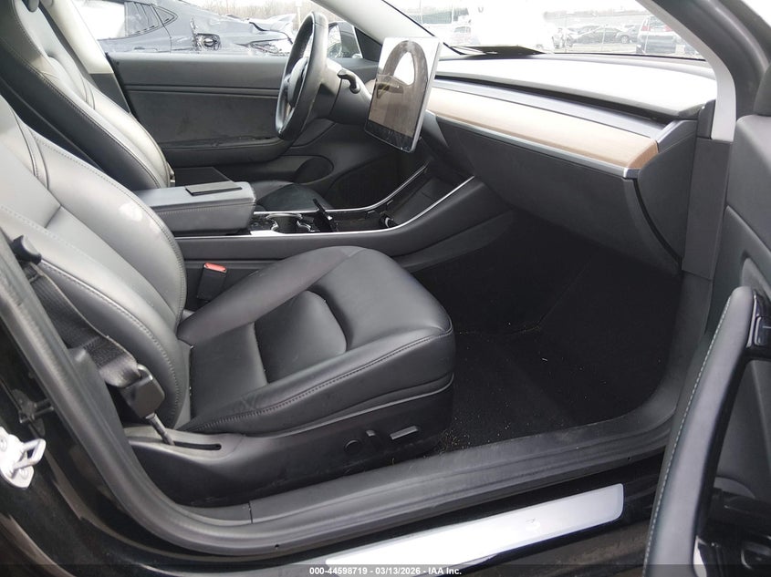 2018 Tesla Model 3 Long Range/Mid Range