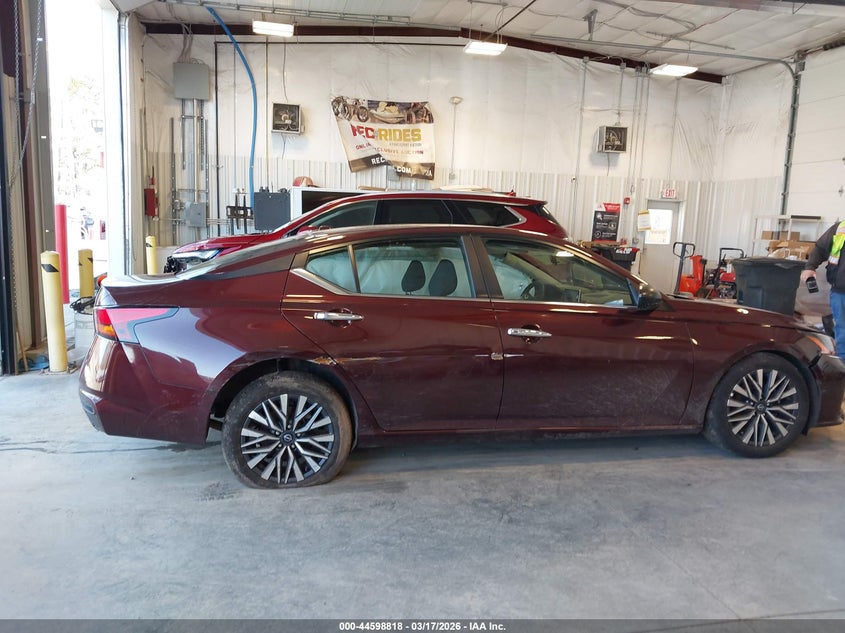 AtlanticExpress - Nissan Altima