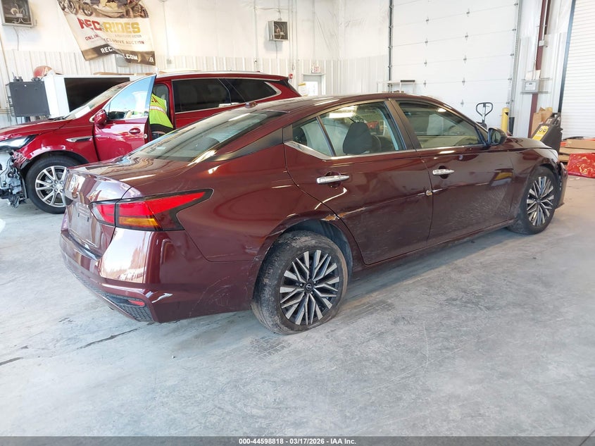 2025 NISSAN ALTIMA auction photo 4