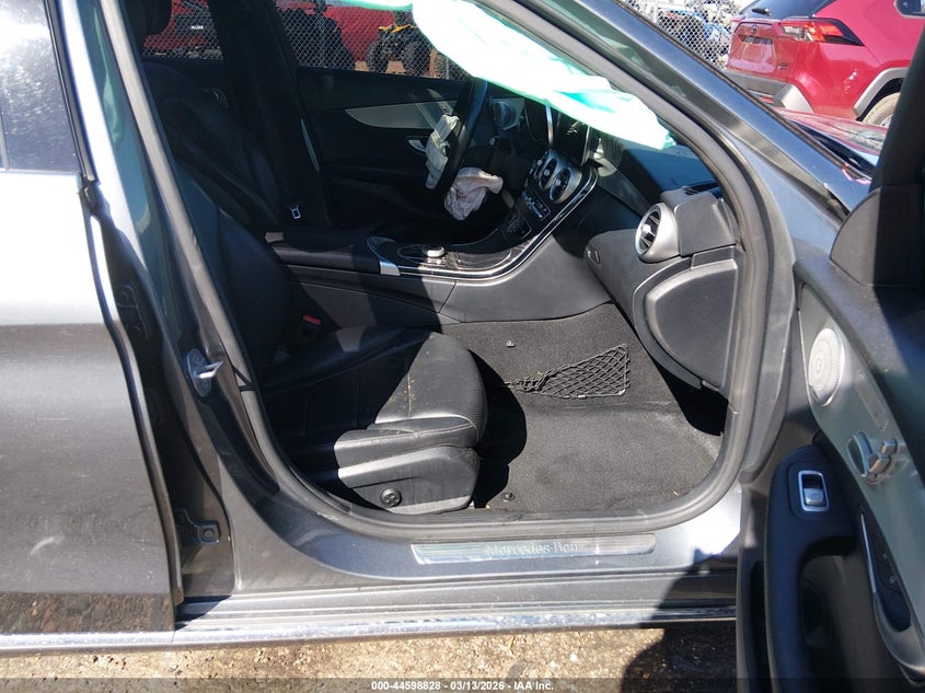 2019 Mercedes-Benz C 300