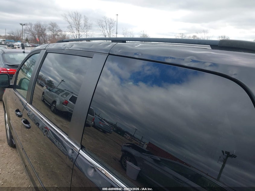 2009 Volkswagen Routan Se VIN: 2V8HW34139R579837 Lot: 44598944