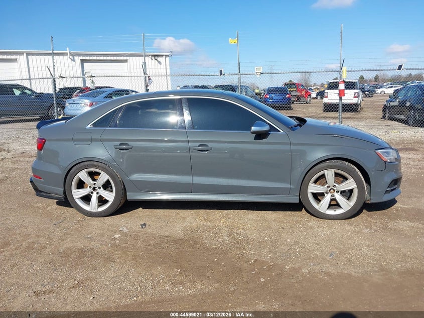 2017 Audi S3 2.0T Premium Plus VIN: WAUB1GFF3H1034852 Lot: 44599021