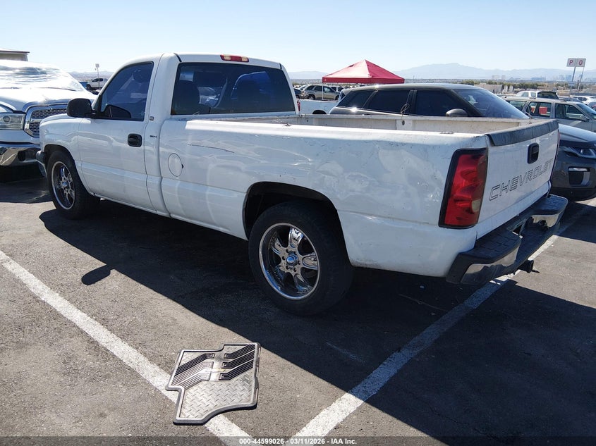 2004 Chevrolet Silverado 1500 Work Truck