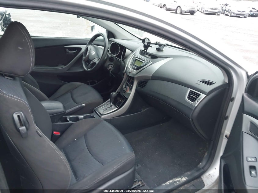 2013 Hyundai Elantra Gs