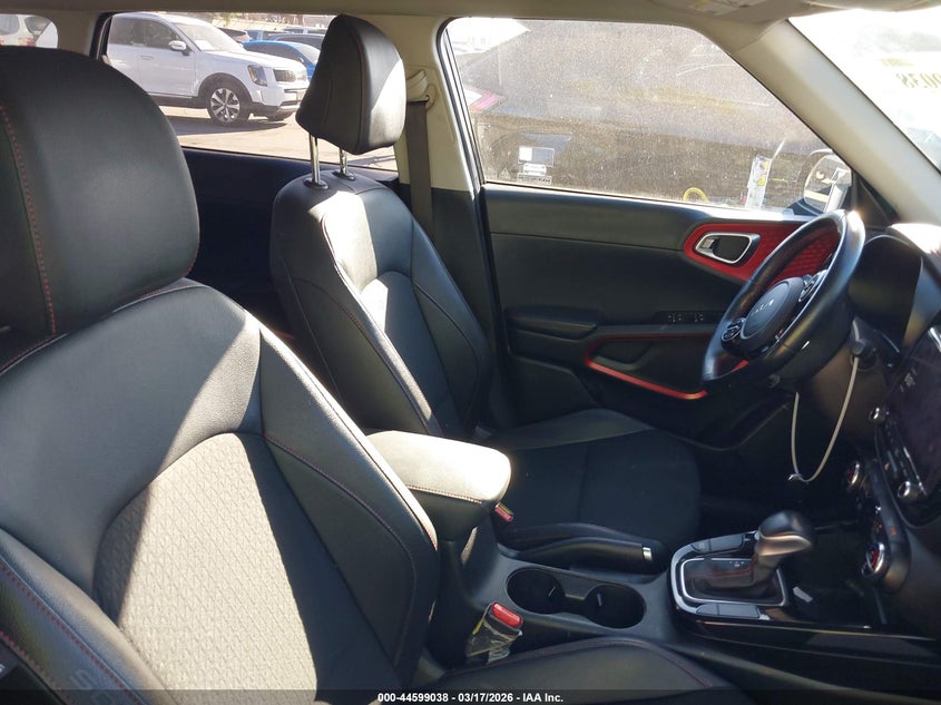 2023 Kia Soul Gt-Line