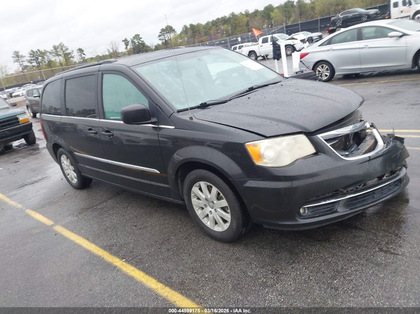 2014 Chrysler Town & Country Touring
