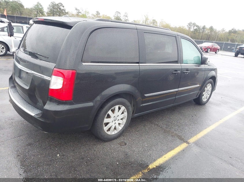 2014 Chrysler Town & Country Touring