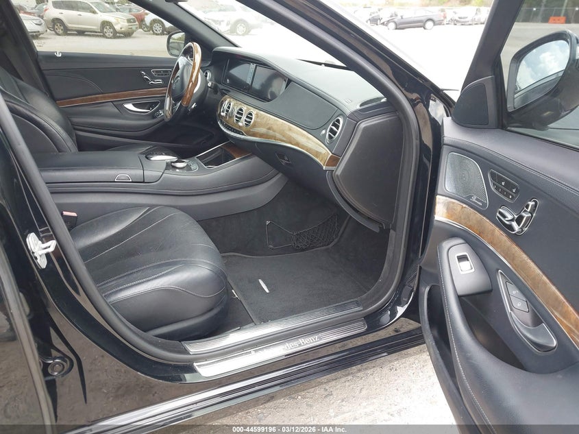 2015 Mercedes-Benz S 550