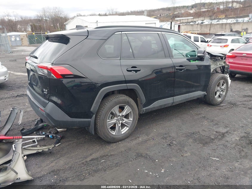 2023 Toyota Rav4 Xle