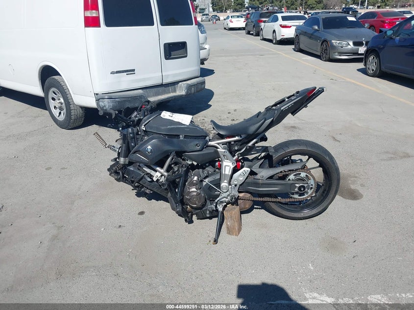 2015 Yamaha Fz07 VIN: JYARM06E1FA004412 Lot: 44599251