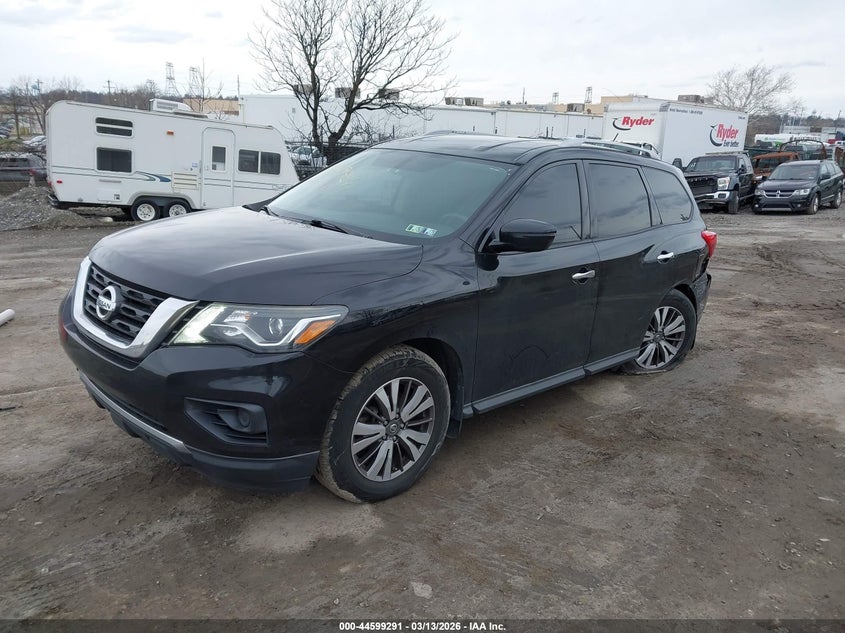 2018 Nissan Pathfinder S