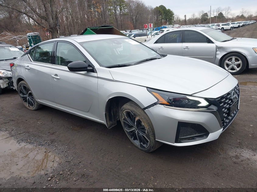 2024 Nissan Altima Sr Fwd