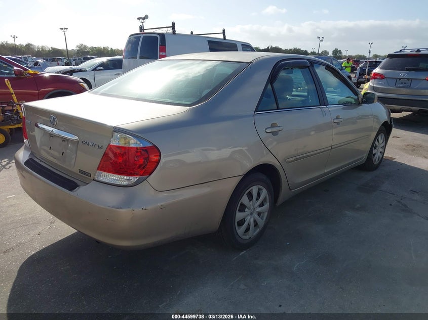 2005 Toyota Camry Le